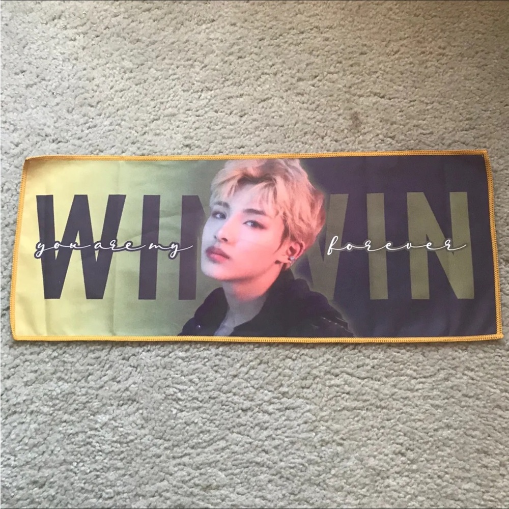 NCT 威神V WayV WinWin Fanmade Hand Fabric Concert Slogan Banner